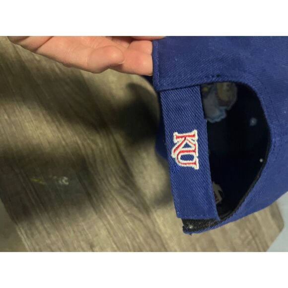 kansas university jayhawks long sleeve medium shirt and ball cap - Picture 3 of 9